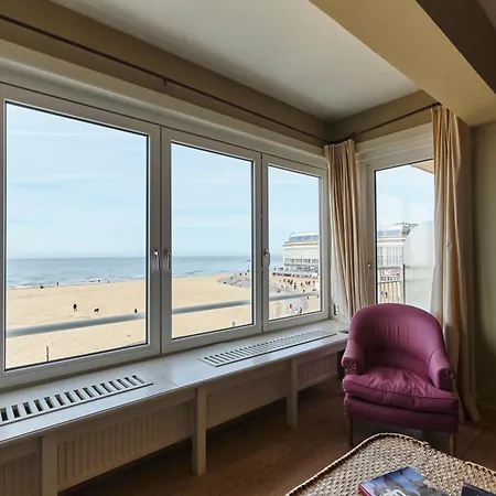 Lecomte - The Shoreline Seaview 118 *