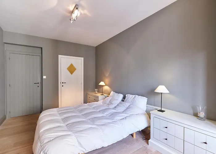 Lecomte - The Shoreline Seaview 118 公寓