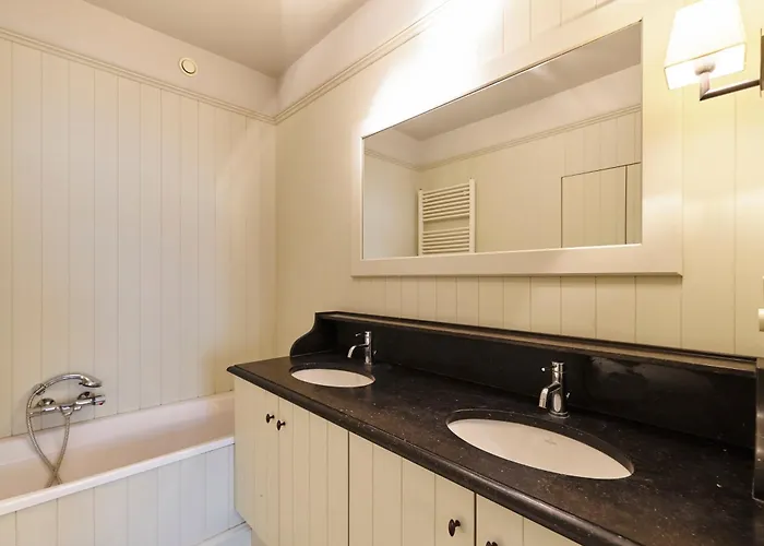 Lecomte - The Shoreline Seaview 118 * 奥斯滕德